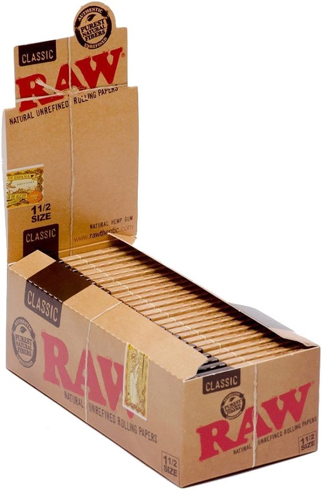 Raw Classic 1-1/2" Rolling Papers | 25 Booklets | 33 Leaves